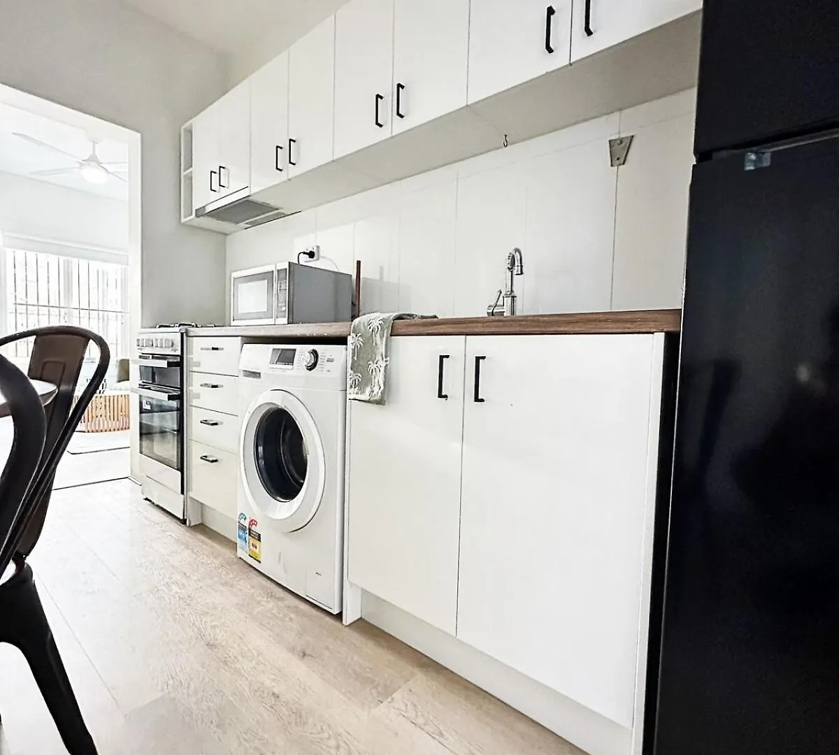 La Pague - Near Cbd - Parking - 2 Bedroom Retreat Brisbane Apartment