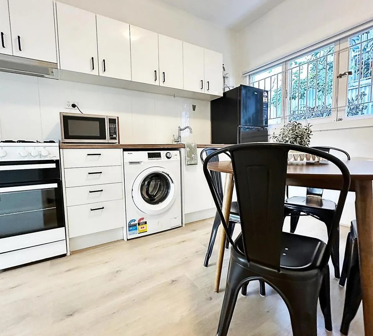 Apartment La Pague - Near Cbd - Parking - 2 Bedroom Retreat Brisbane